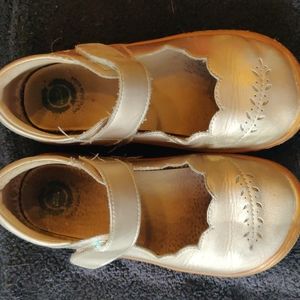 Livie and Luca size 3 Juniper Rosegold